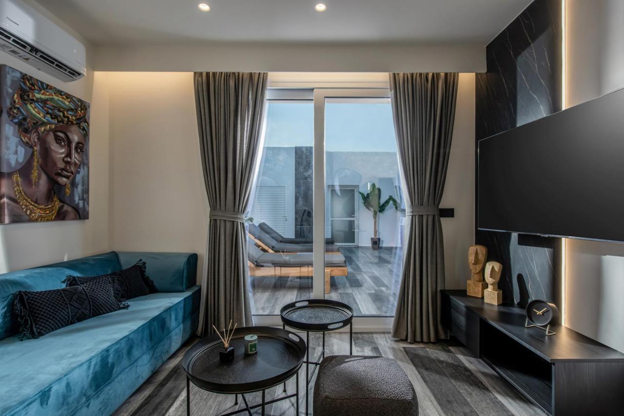 Maison Aqua Suite With Private Mini Pool Jacuzzi Hersonissos  Exterior photo